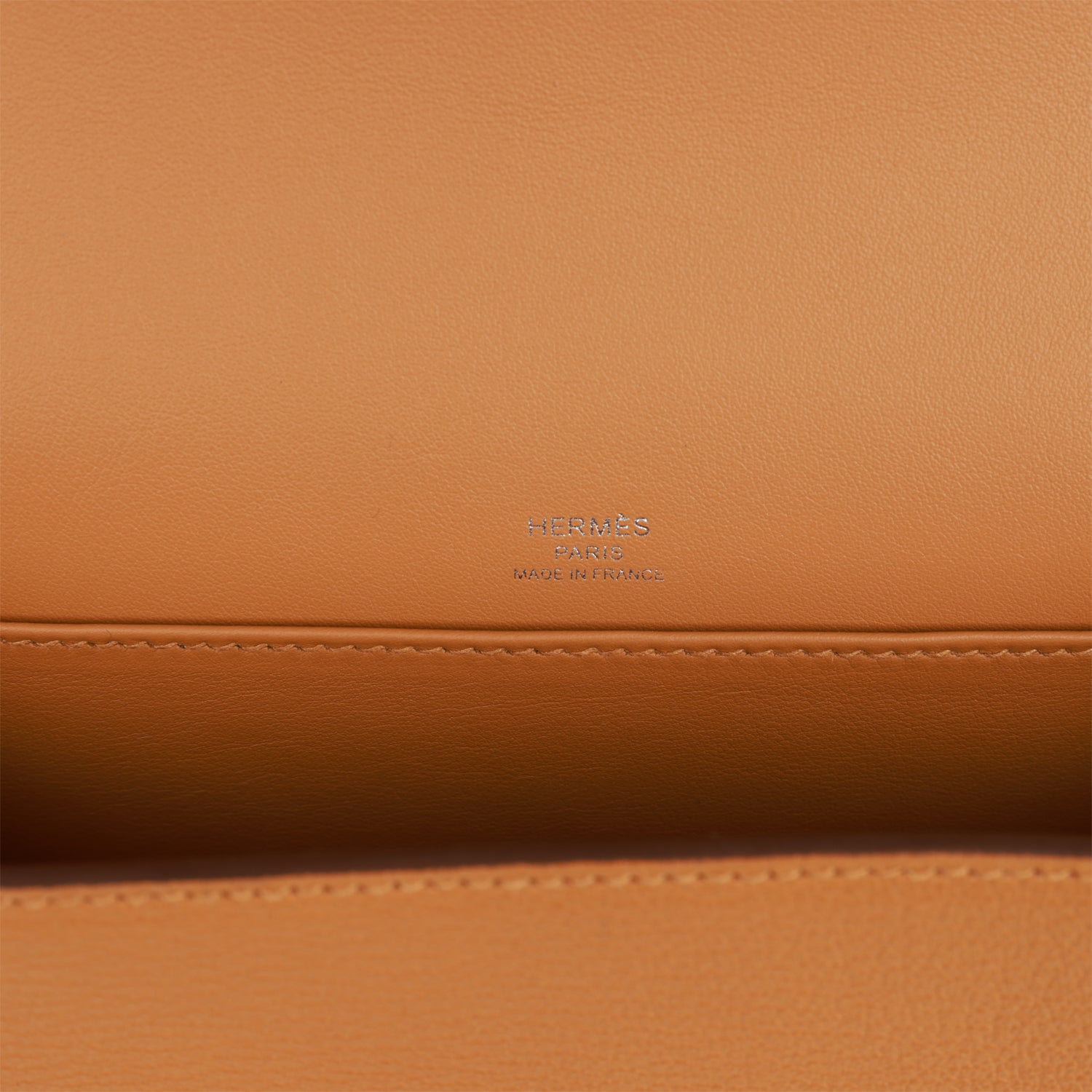 Hermès Geta Caramel Chevre Palladium Hardware Hermès Geta Caramel Chevre Palladium Hardware