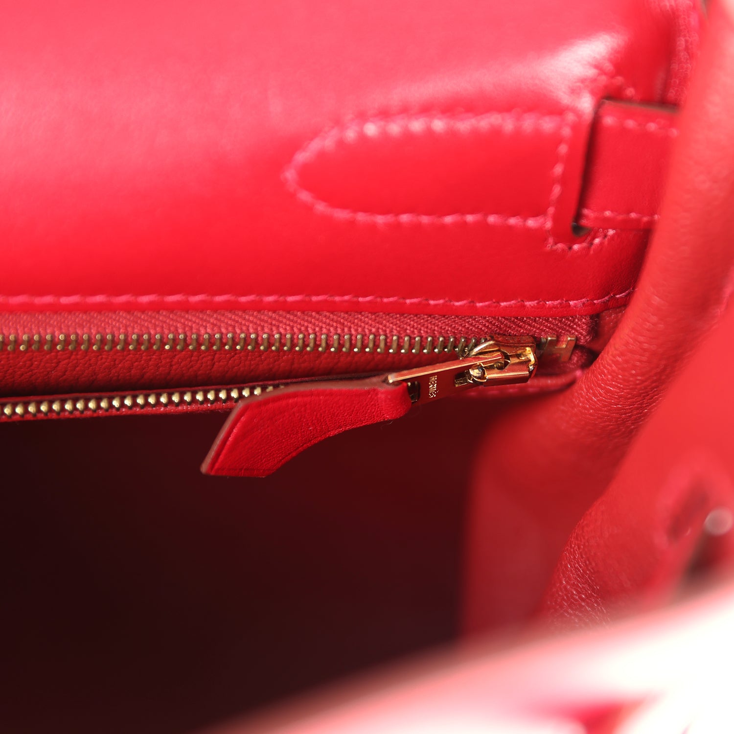 Hermes Kelly Retourne 32 Rouge Vif Tadelakt Gold Hardware Hermes Kelly Retourne 32 Rouge Vif Tadelakt Gold Hardware